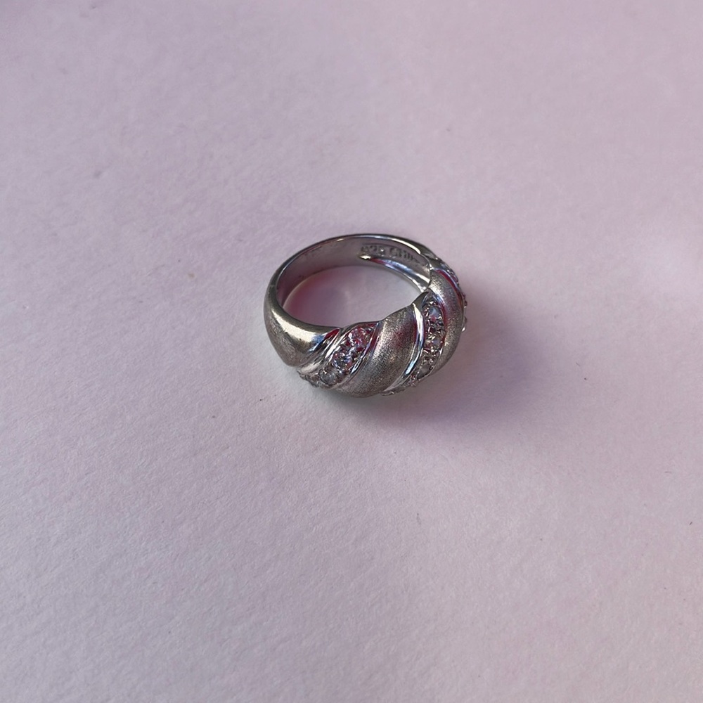 Elegant Sterling Ring